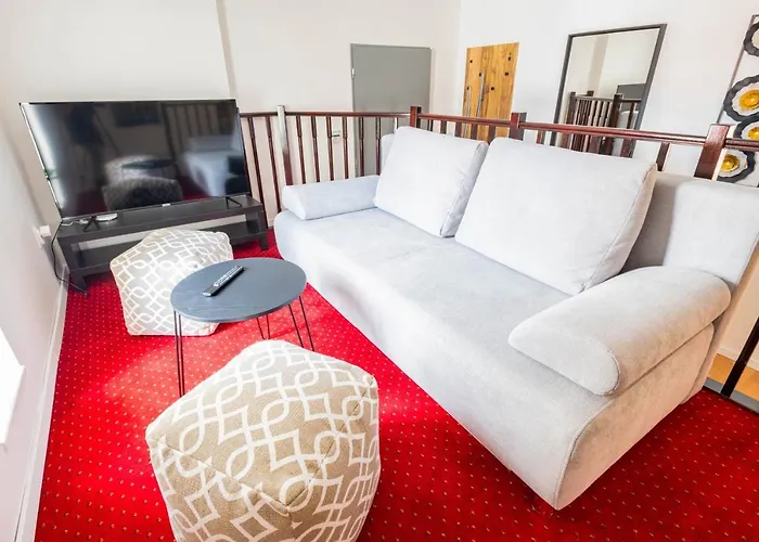 Highnest Apartment *